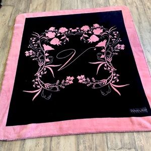 Victoria secret black & pink large blanket like new